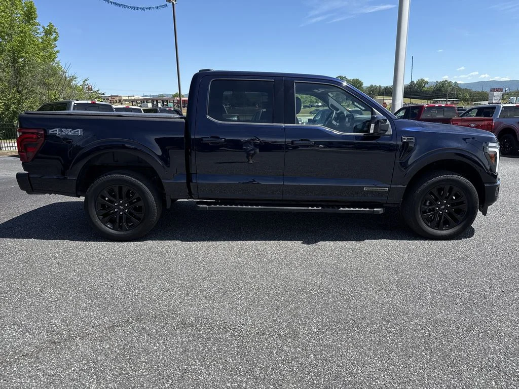 Used 2025 Blue Ford Lariat image 8