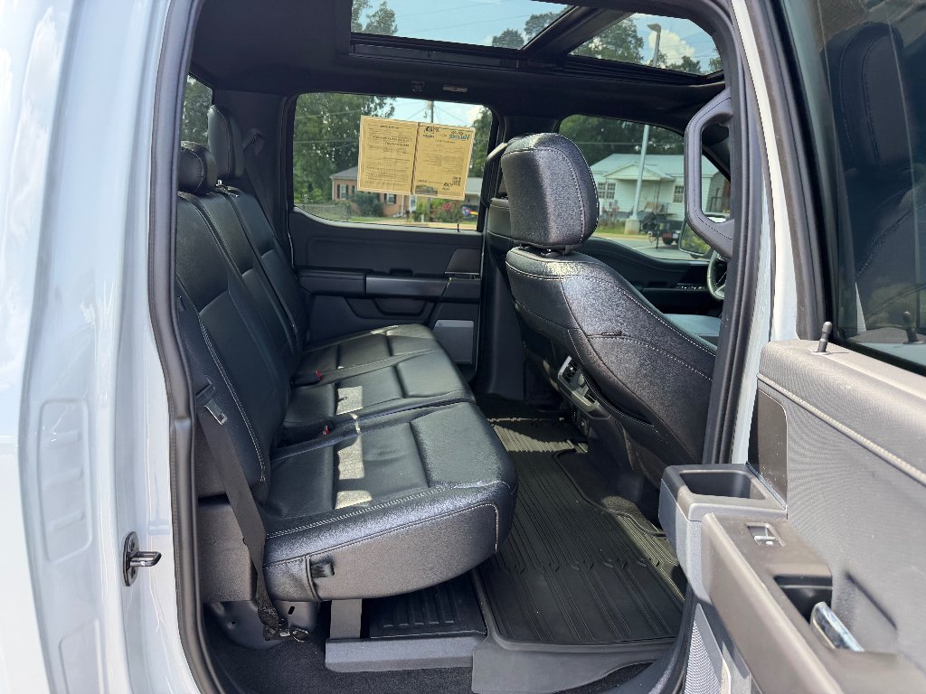 Used 2024 Gray Ford XLT image 21