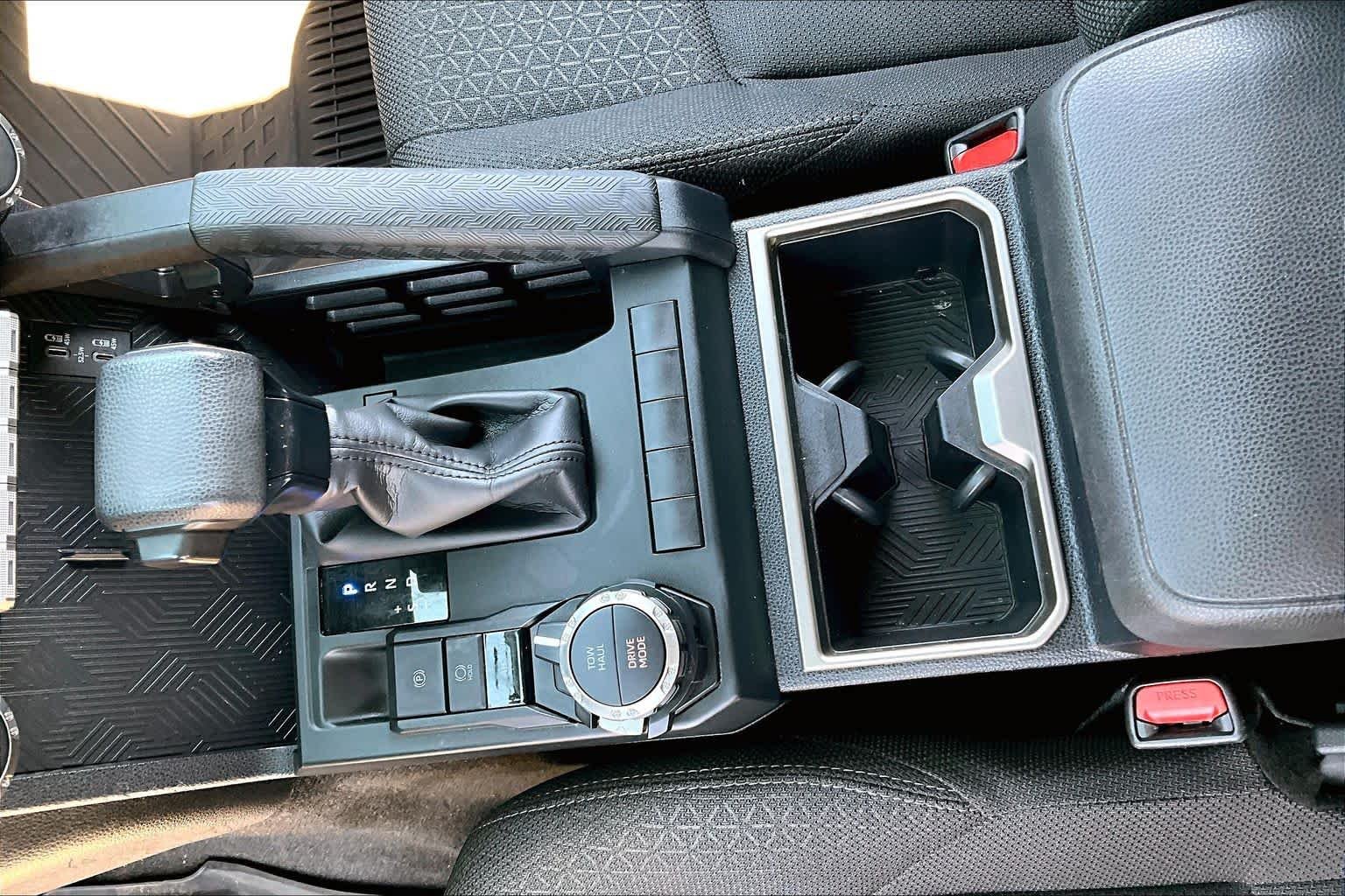 Used 2025 ICE CAP Toyota SR5 image 14
