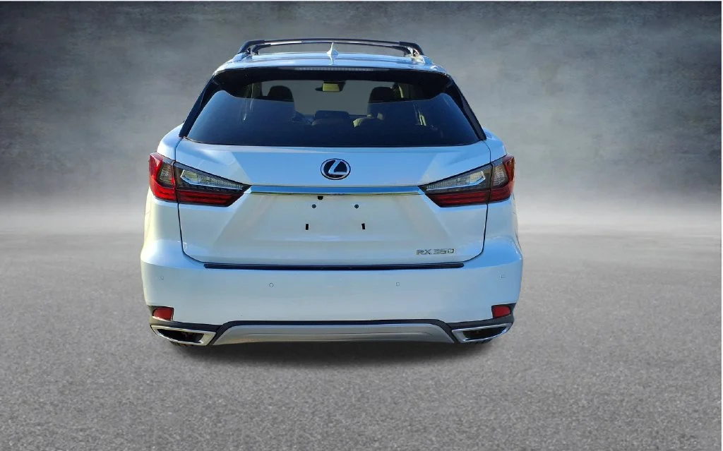 Used 2021 White Lexus 350 image 6