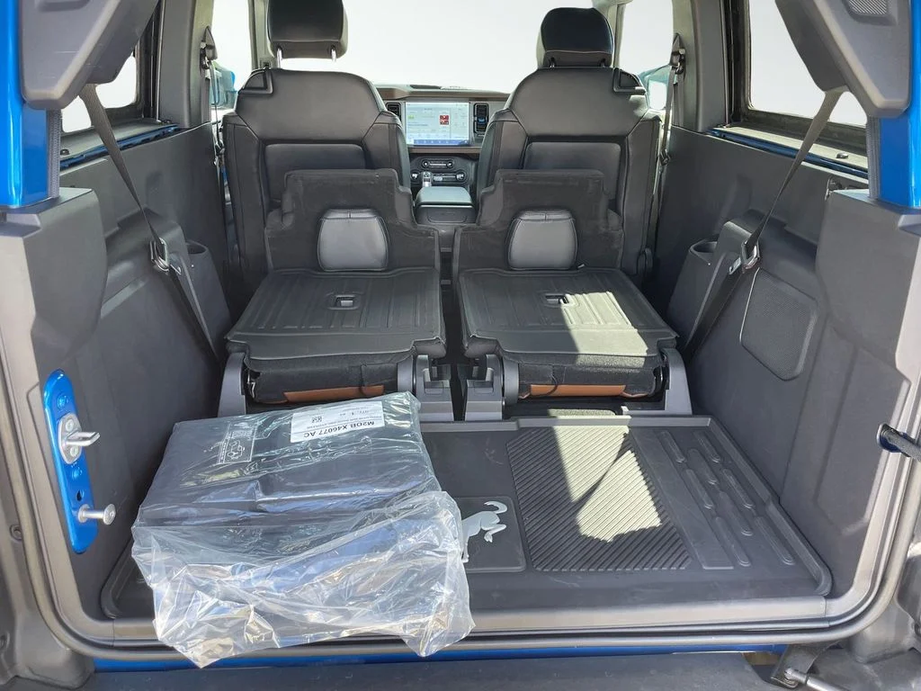 Used 2023 Velocity Blue Metallic Ford Outer Banks image 9