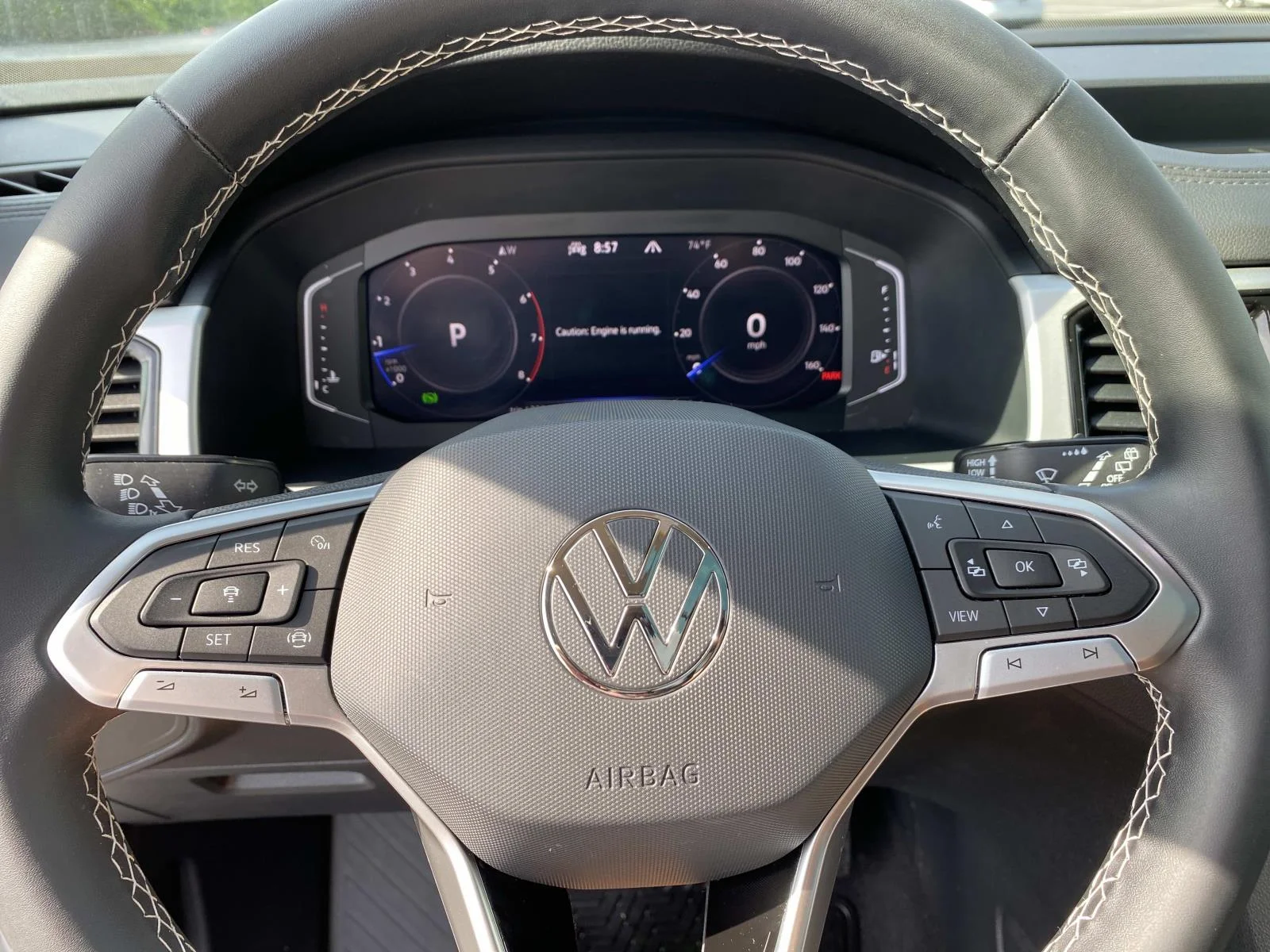 Certified Used 2023 Pure White Volkswagen 3.6L V6 SE w/Technology 4MOTION image 19
