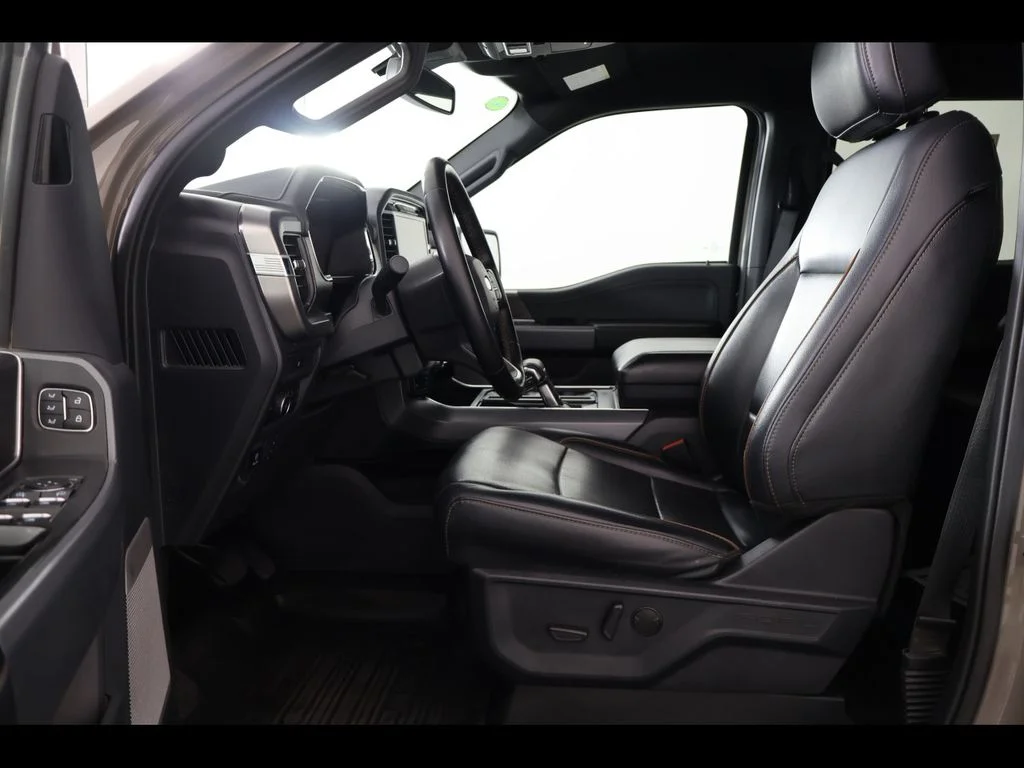 Used 2025 Gray Ford Lariat image 13