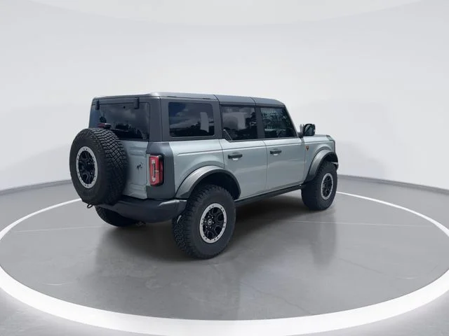 Used 2023 Gray Ford Badlands image 7