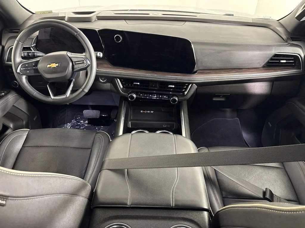 Certified Used 2025 Sterling Gray Metallic Chevrolet Premier image 14