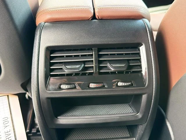 New 2026 Skyscraper Grey Metallic BMW sDrive40i image 19