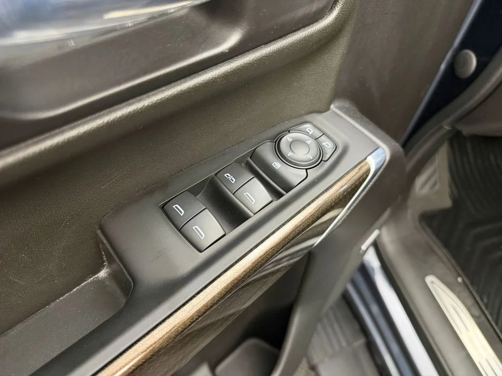 Used 2022 Shadow Gray Metallic Chevrolet RST image 12