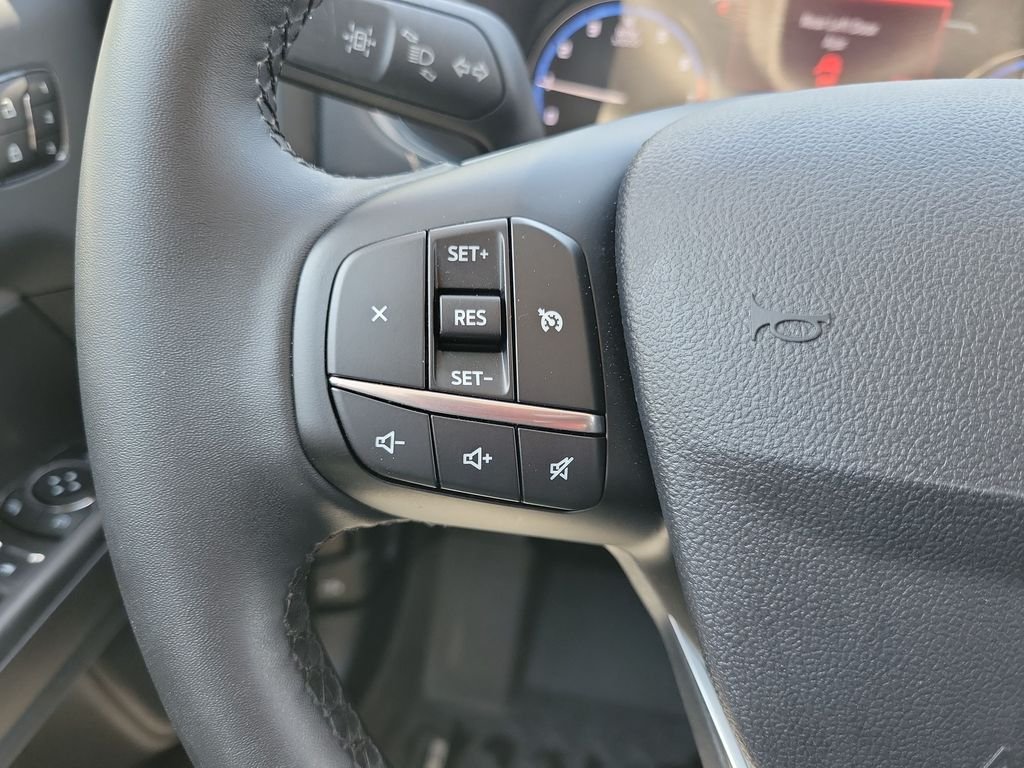 Used 2024 Blue Ford Outer Banks image 22
