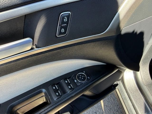 2020 Ford Fusion S - Photo 10