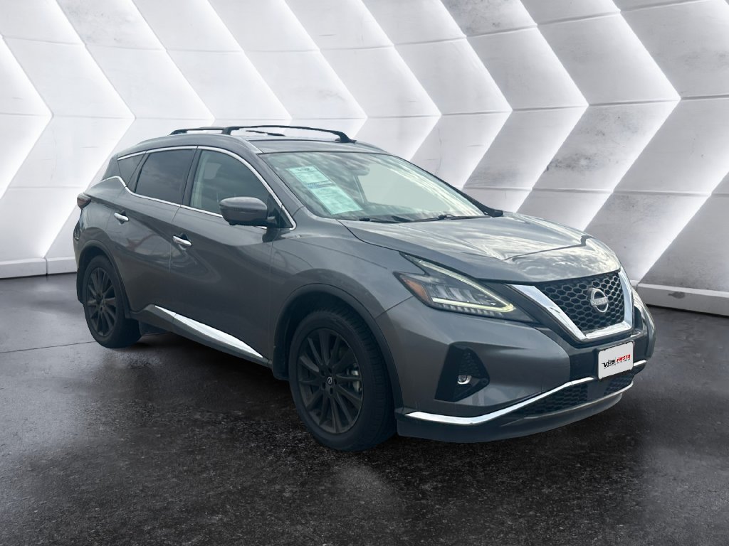 Used 2023 Gray Nissan SL image 1