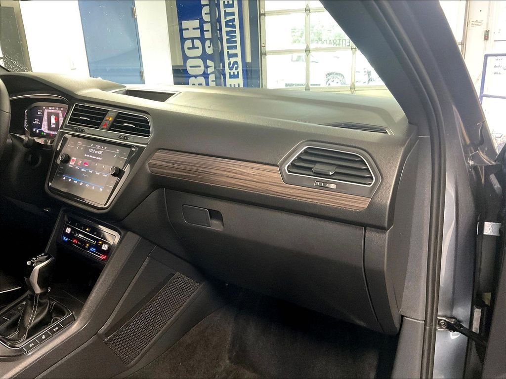 Certified Used 2022 Gray Volkswagen 2.0T SEL R-Line image 13