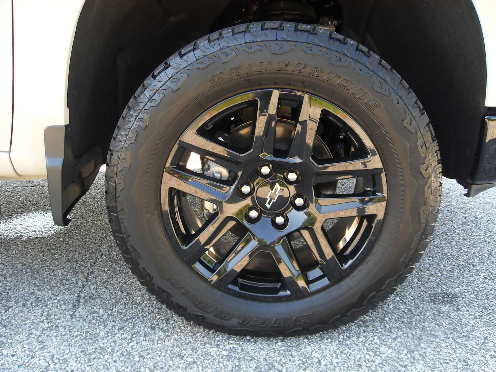 Certified Used 2026 White Sands Chevrolet Custom Trail Boss image 22