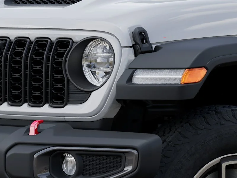 New 2026 Bright White Clear-Coat Exterior Paint Jeep Rubicon image 37
