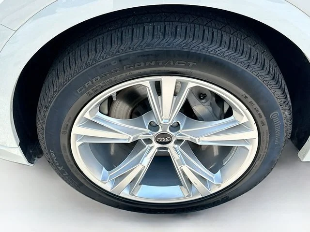 2023 Audi Q8 Premium Plus - Photo 35