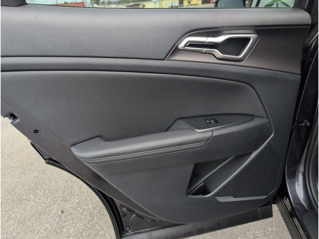 New 2026 Panthera Metal Kia EX image 31