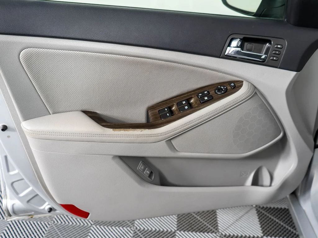 2012 Kia Optima EX - Photo 13