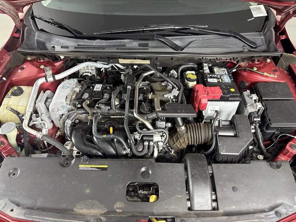 Used 2021 Red Nissan SV image 41