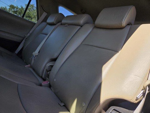 Used 2010 Blizzard Pearl Toyota Limited image 25