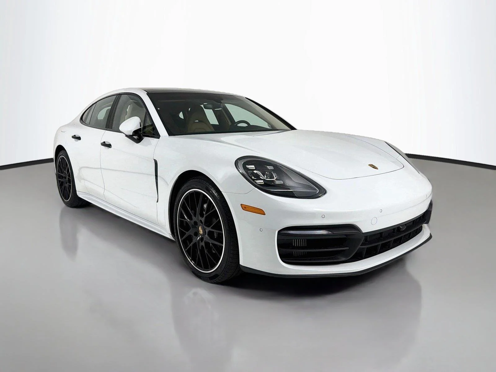 Certified Used 2022 Carrara White Metallic Porsche 4 image 31