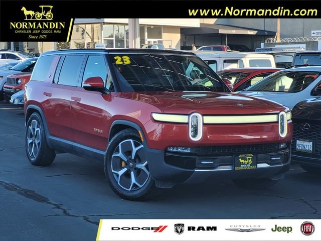 2023 Rivian R1S Adventure