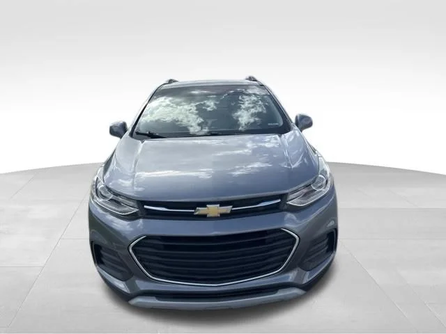 Used 2019 Gray Chevrolet LT image 8