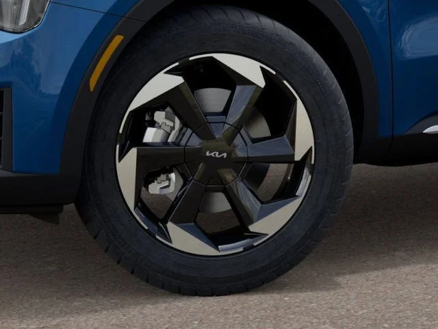 New 2026 Mineral Blue Kia EX AWD image 9