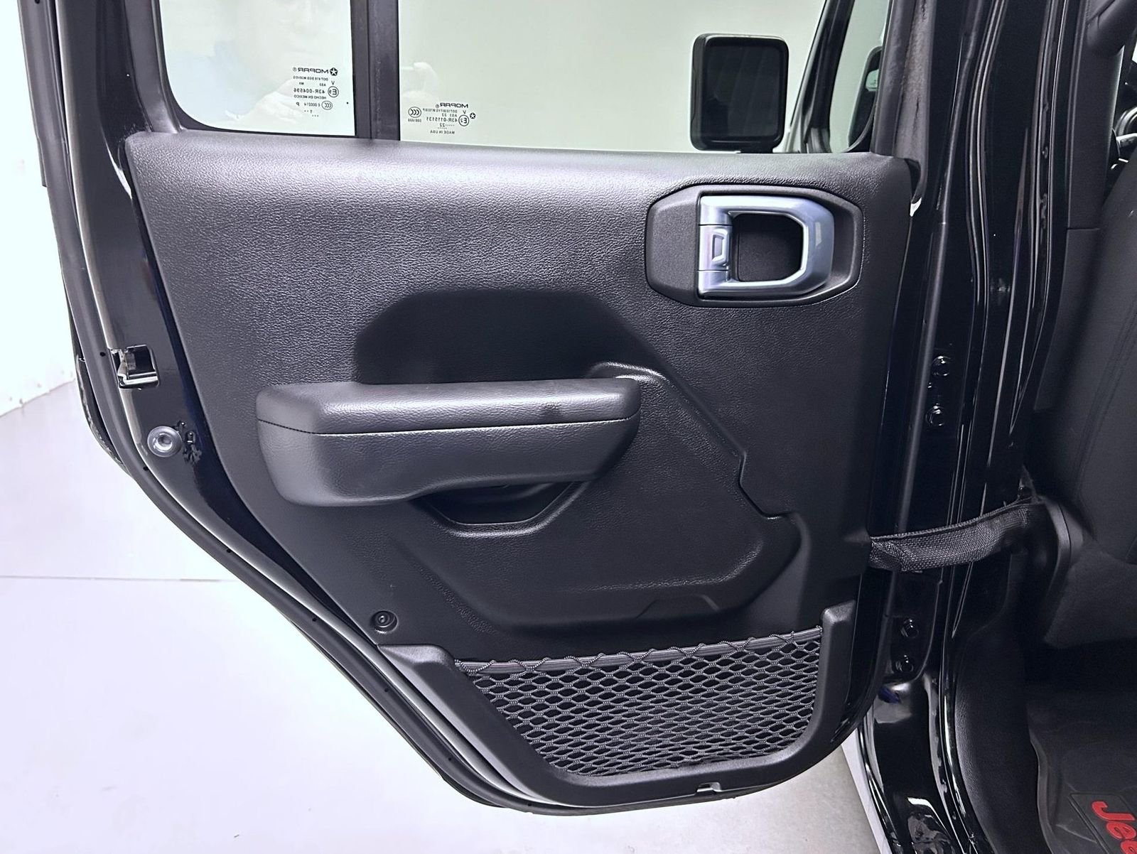 Used 2022 Black Jeep Unlimited Sport S image 20
