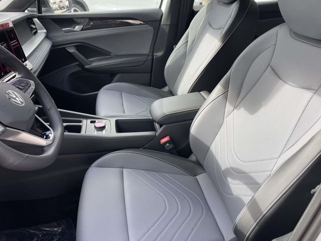New 2026 White/off-white Volkswagen 2.0T SEL R-Line Turbo image 19