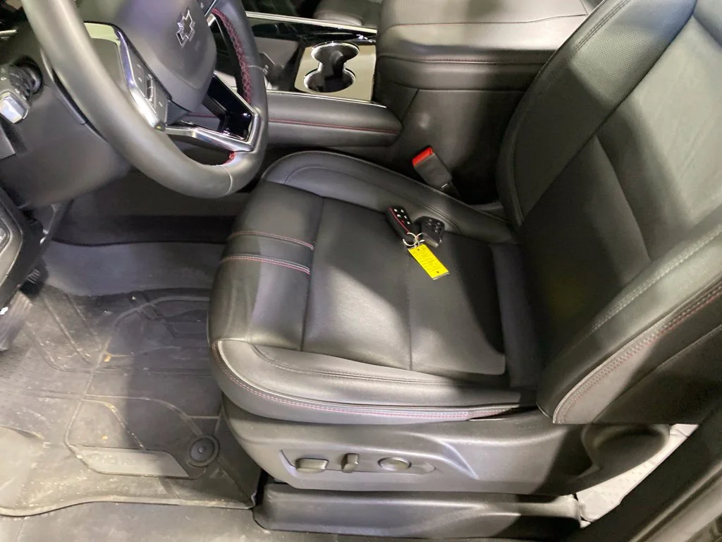 Used 2025 Black Chevrolet RST image 14