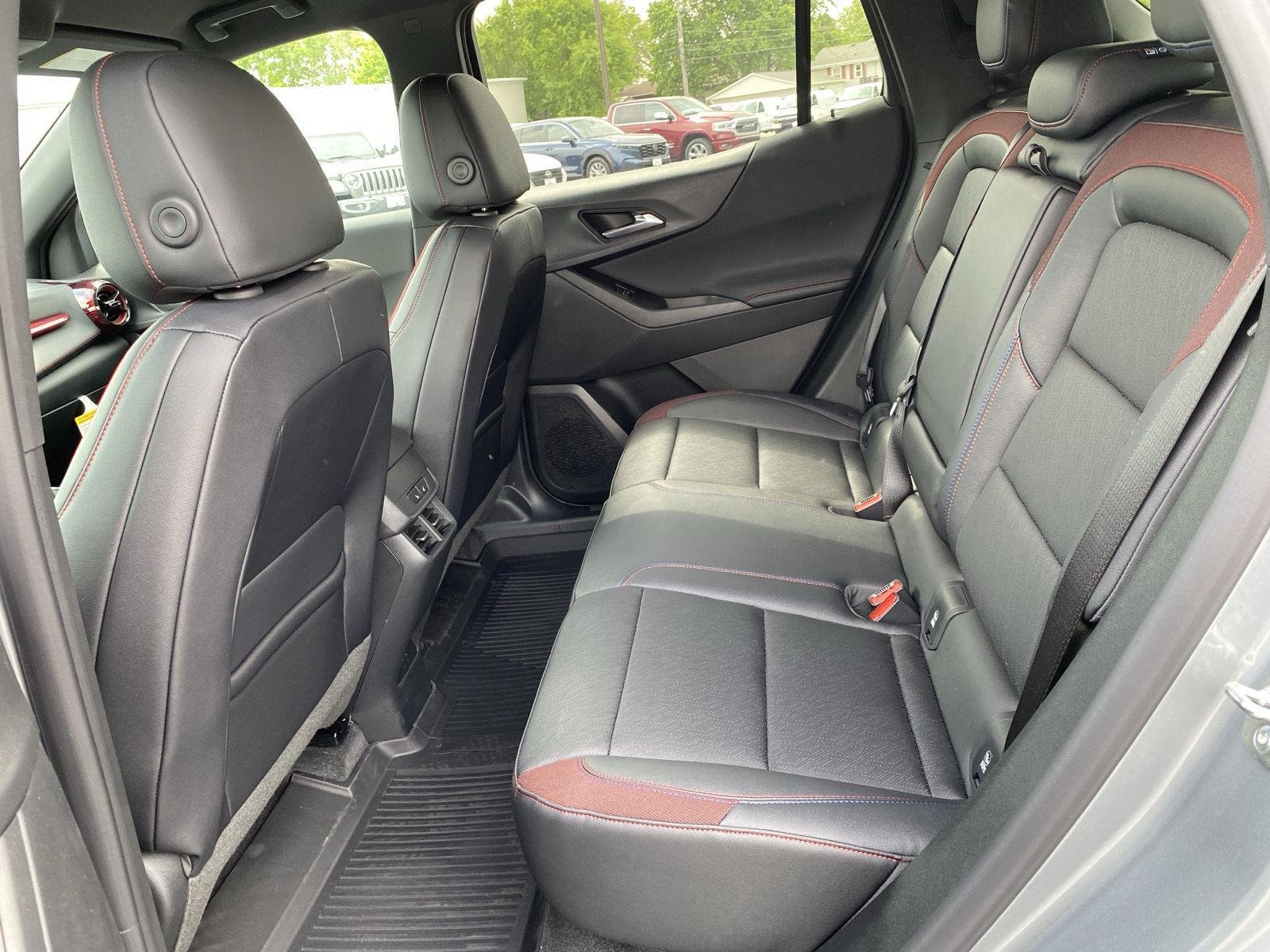 2026 Chevrolet Equinox RS - Photo 17