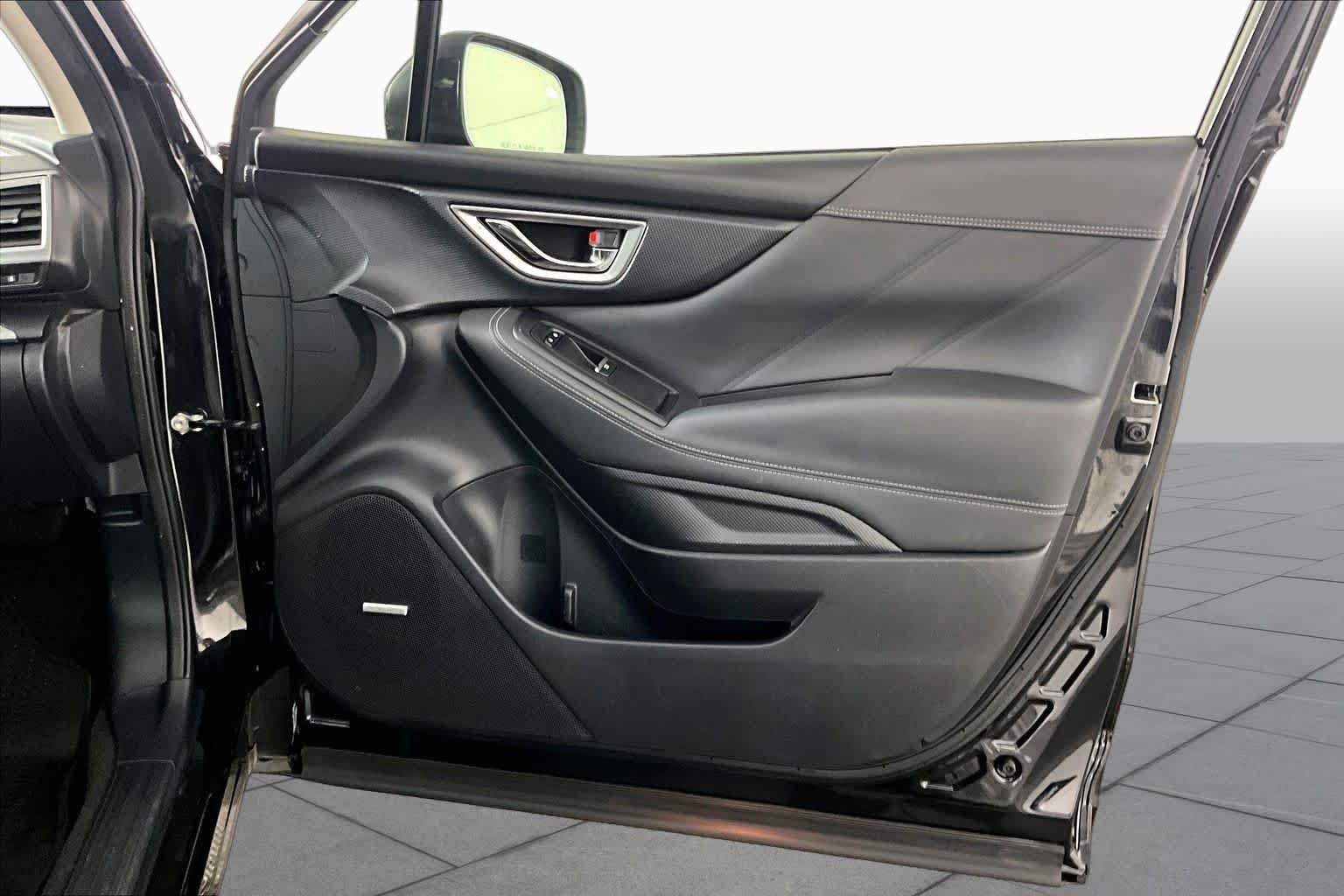 Used 2019 Crystal Black Silica Subaru Limited image 19