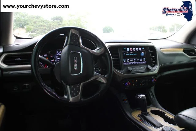 Used 2018 White GMC Denali image 9