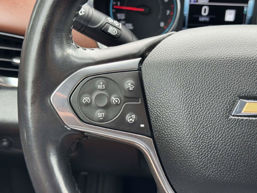 Used 2018 Beige Chevrolet High Country image 12