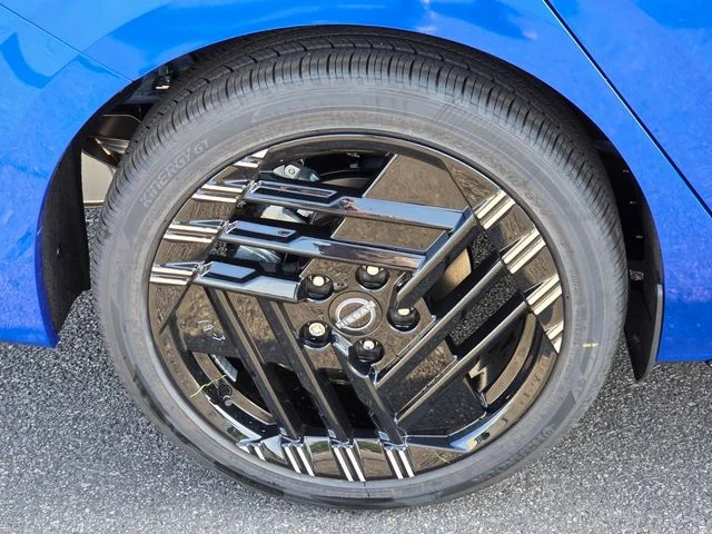 New 2026 Bluestone Pearl / Super Black Two-tone Nissan SR image 8