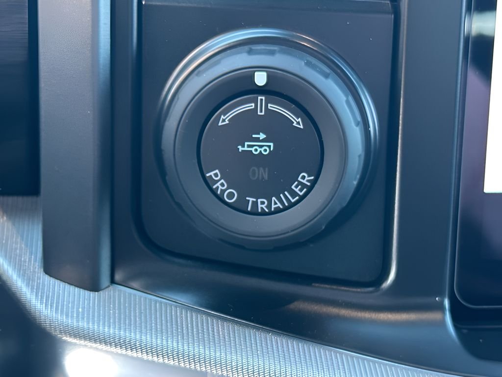 2025 Ford F-150 Lariat - Photo 27