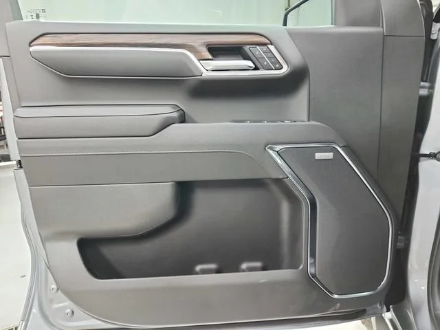 2026 GMC Sierra 1500 SLT - Photo 38