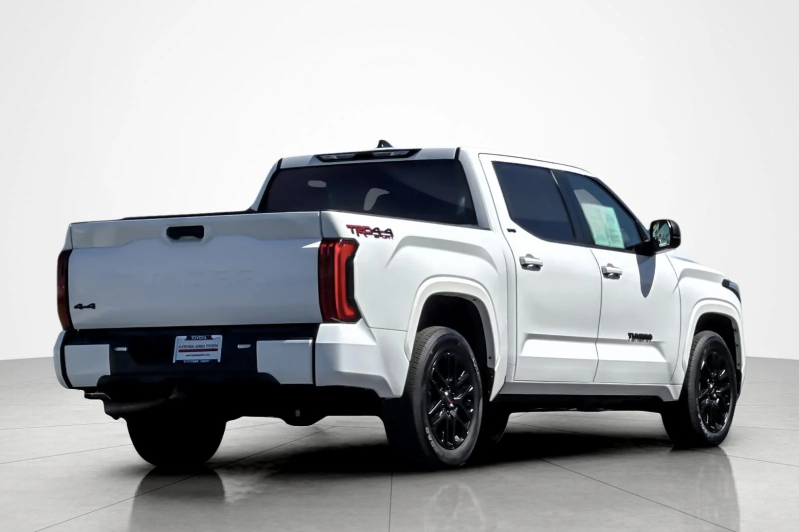 Certified Used 2024 Ice Cap Toyota SR5 image 5