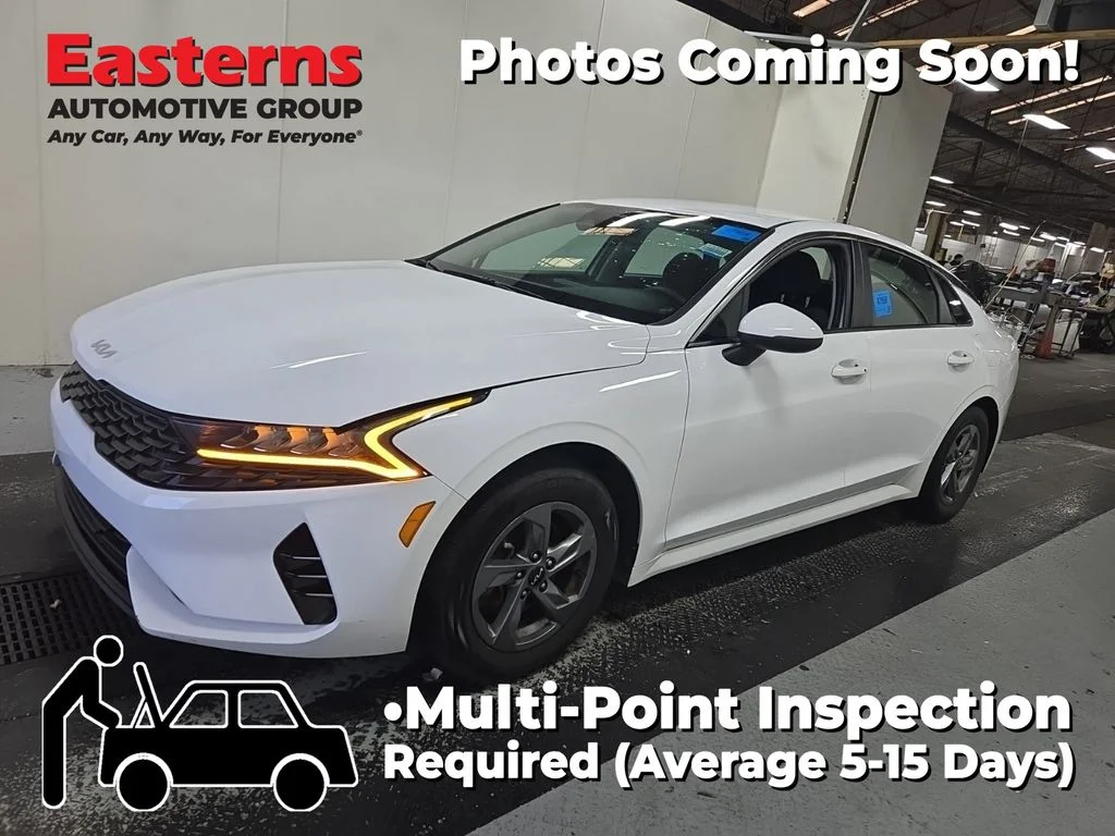 Used 2023 White Kia LXS image 1