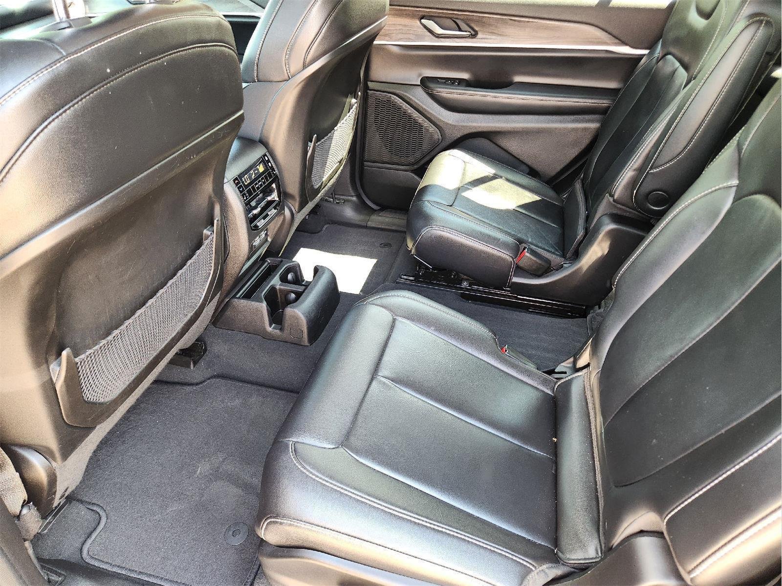 Used 2023 Baltic Gray Metallic Clearcoat Jeep Limited image 29