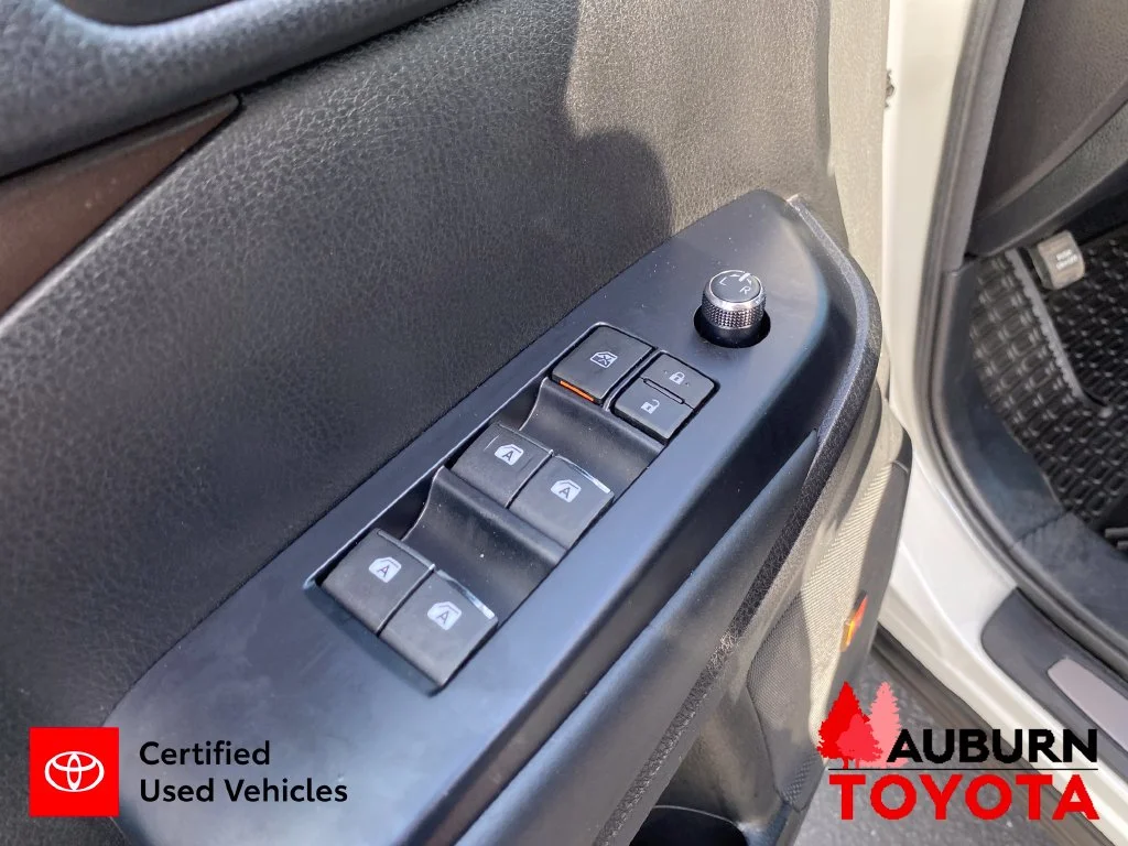 Certified Used 2017 Blizzard Pearl Toyota Limited Platinum image 11