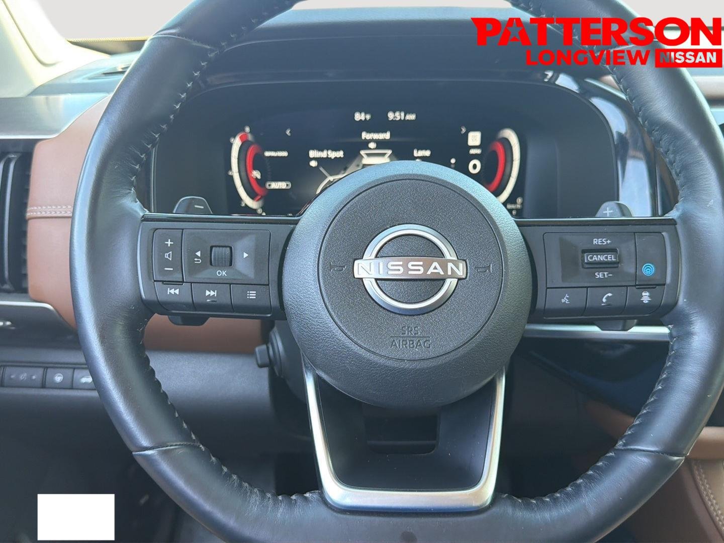 Used 2023 Obsidian Green Pearl Nissan Platinum image 19