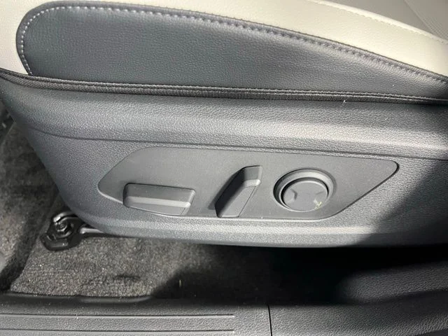 New 2026 Gray Kia EX image 17