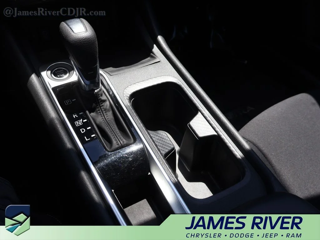 Used 2024 Gray Nissan SV image 36