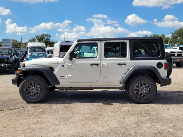 New 2025 Bright White Clear-Coat Exterior Paint Jeep Sport S image 7
