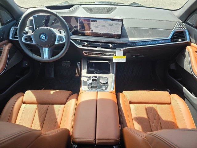 New 2026 Black Sapphire Metallic BMW xDrive50e image 10