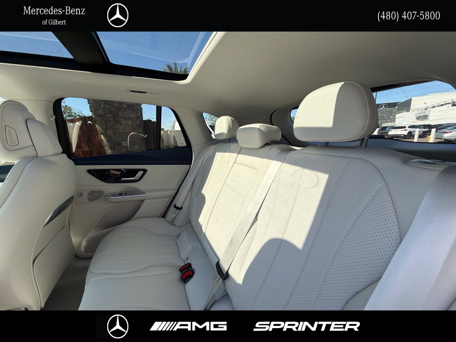 New 2027 Polar White Mercedes-Benz 320+ SUV image 21