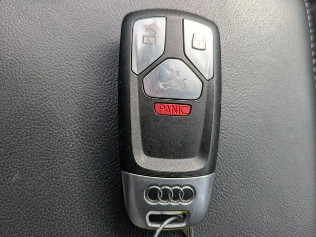 Used 2020 White Audi 3.0T Premium image 28