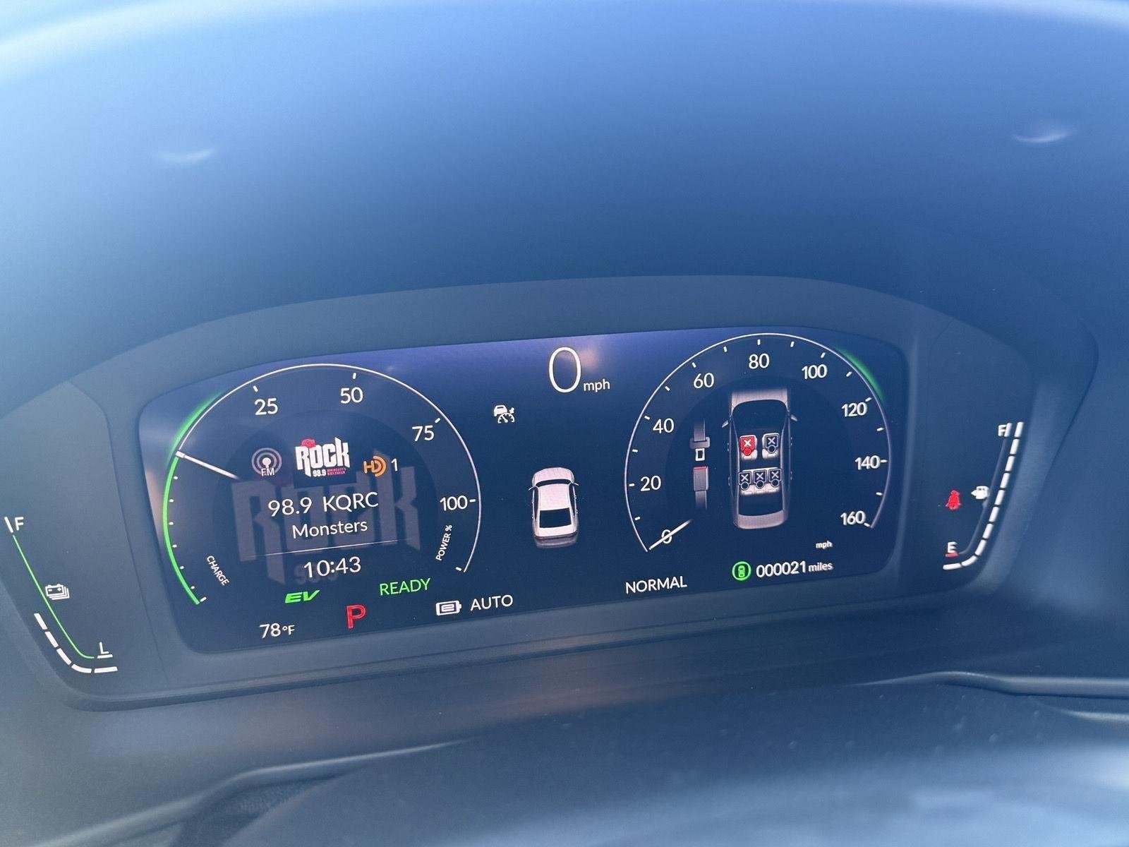 New 2026 Urban Gray Pearl Honda Touring image 21