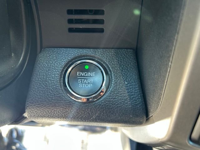 Used 2022 Red Ford Lariat image 28