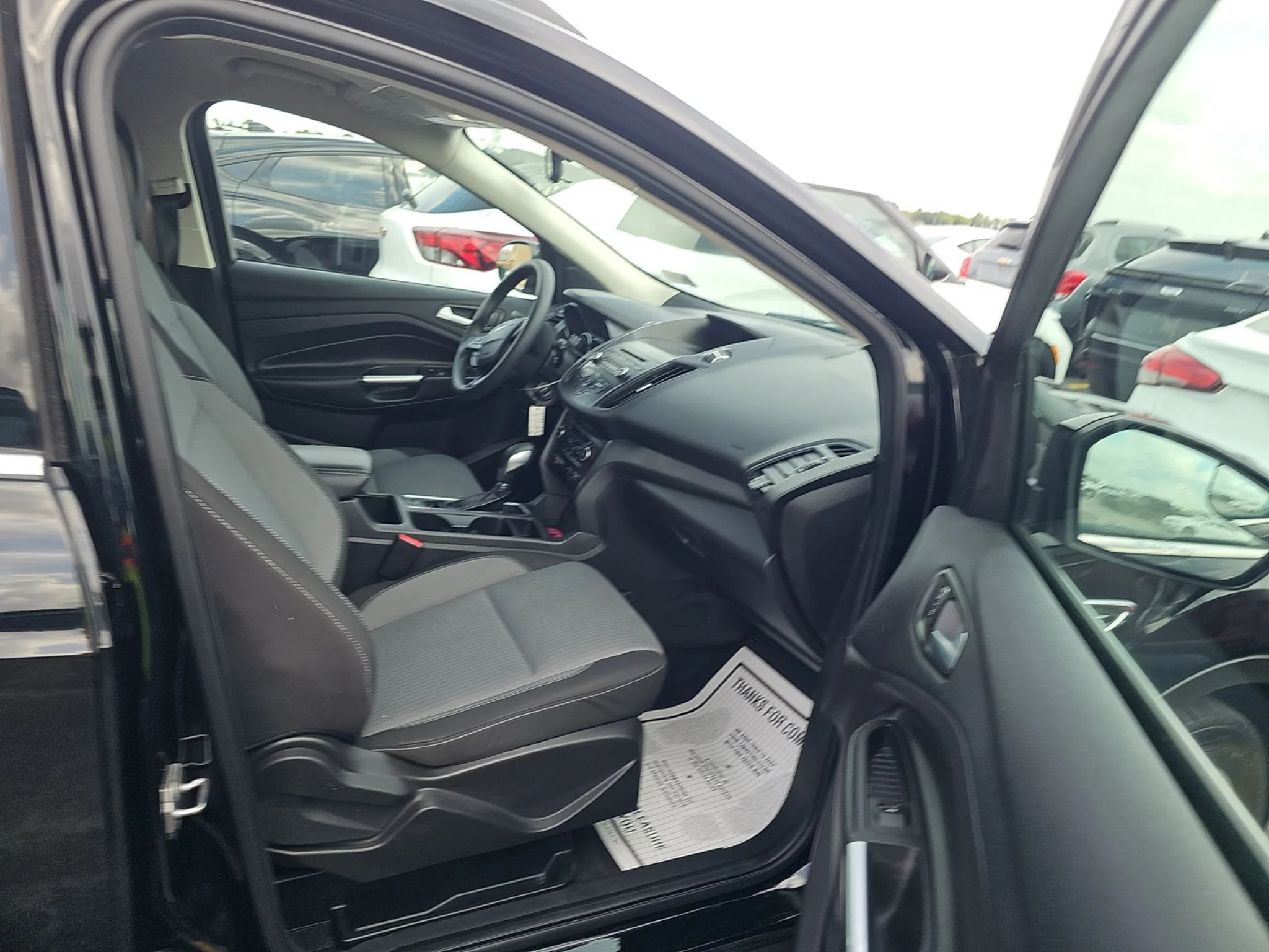 Used 2018 Shadow Black Ford SE image 11